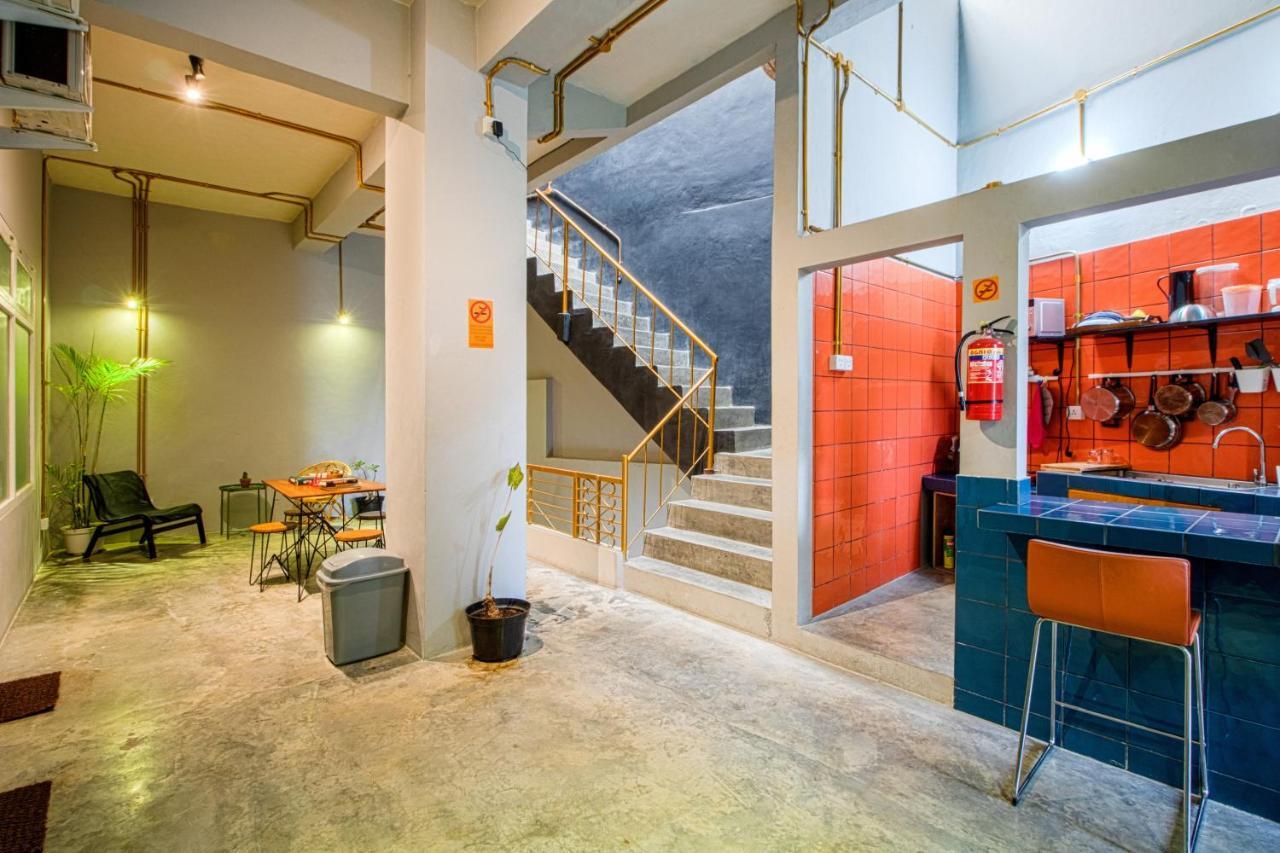 Kolo Kolo Hostel Kejayan Buitenkant foto