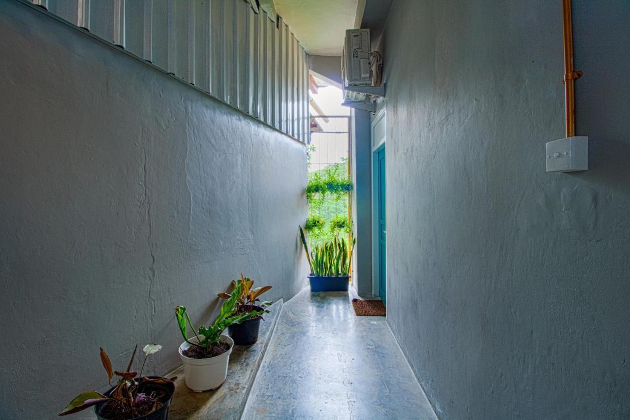 Kolo Kolo Hostel Kejayan Buitenkant foto
