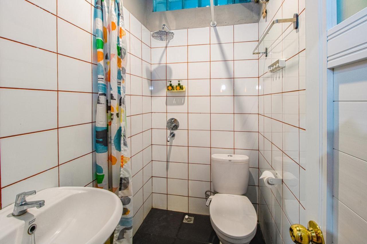 Kolo Kolo Hostel Kejayan Buitenkant foto